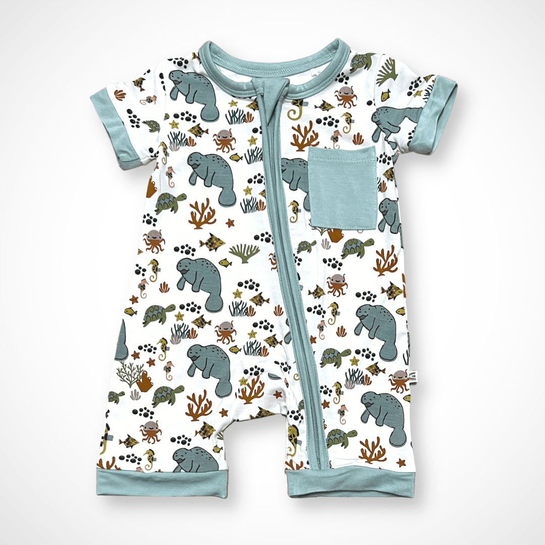 Gender-neutral bamboo baby outfits